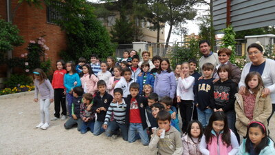 >OFRENDA DE FLORES A MARIA