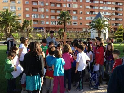 >VIA CRUCIS DE LOS NIÑOS