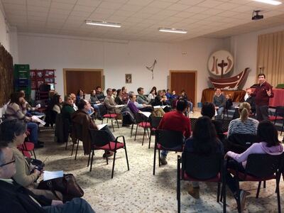 >Escuela de familias. Tercera sesión: La Pareja. Ilusión por la vida.