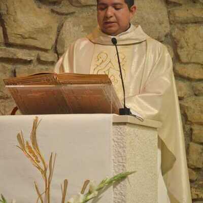 Primera Misa de Erick Arnoldo Del cid