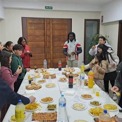 ENCUENTRO CON LAS FAMILIAS DE CÁRITAS