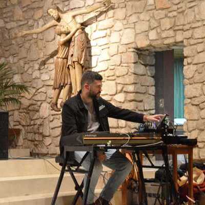 Nico Montero :musica, fe y jóvenes