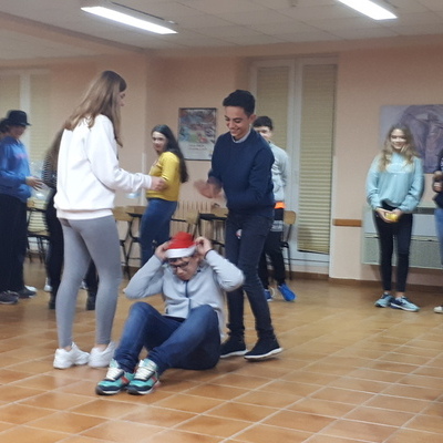 CONVIVENCIA NAVIDAD JÓVENES