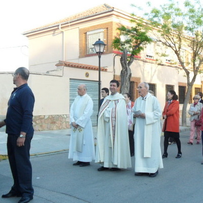 Catequesis en procecion con Nuestra Señora de las Angustias