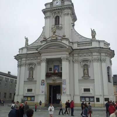 LA PARROQUIA SIGUE RECORRIENDO LAS TIERRAS DE JUAN PABLO II