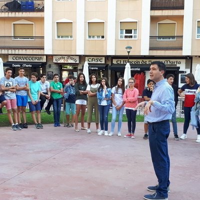CRISTO JOVEN EMPIEZA A CAMINAR