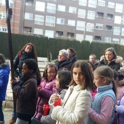 VIA CRUCIS PARA LOS NIÑOS DE CATEQUESIS