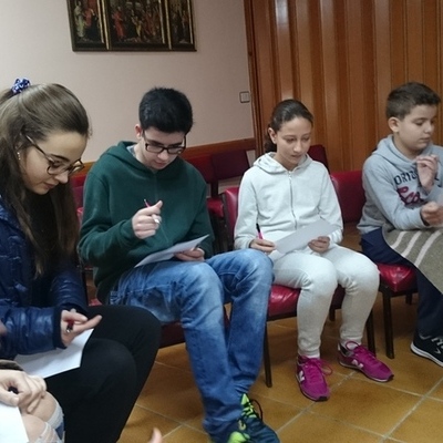 CONVIVENCIA GRUPO DE JÓVENES &quot; NO TODOS LOS SUPERHÉROES LLEVAN CAPA&quot;