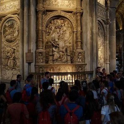 EN TIEMPOS RECIOS, AMIGOS  FUERTES DE DIOS