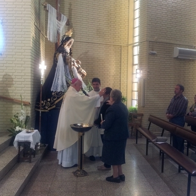 GABRIELA RECIBIÓ LOS SACRAMENTOS DE LA INICIACIÓN CRISTIANA