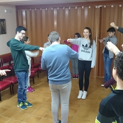 CONVIVENCIA GRUPO DE JÓVENES &quot; NO TODOS LOS SUPERHÉROES LLEVAN CAPA&quot;