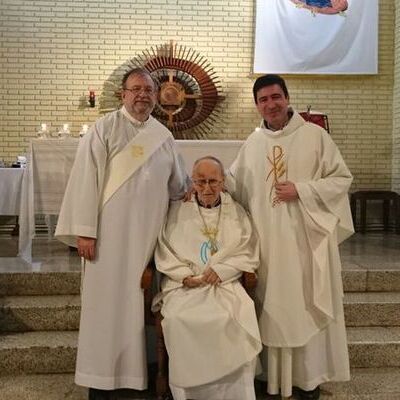 Gracias amigo, gracias compañero, gracias sacerdote.