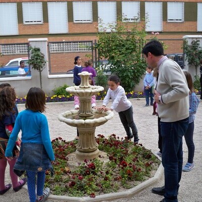 OFRENDA DE FLORES A MARIA