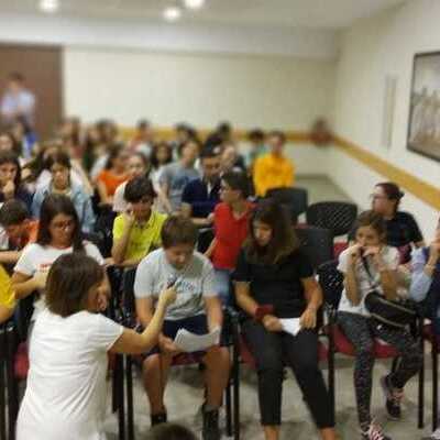 CRISTO JOVEN EMPIEZA A CAMINAR