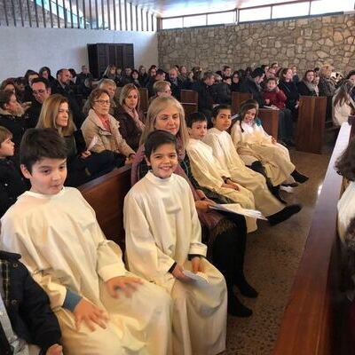 LOS NIÑOS DE TERCERO DE CATEQUESIS RECIBEN EL PERDÓN