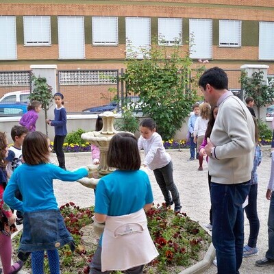 OFRENDA DE FLORES A MARIA