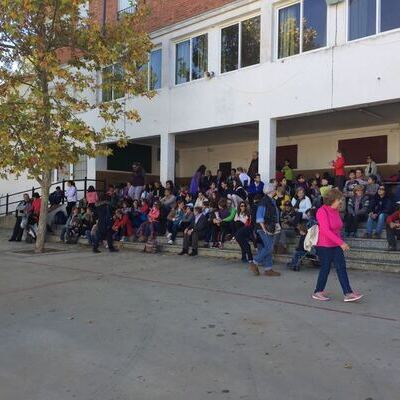 Escuela de familias. Convivencia en el Sahuco